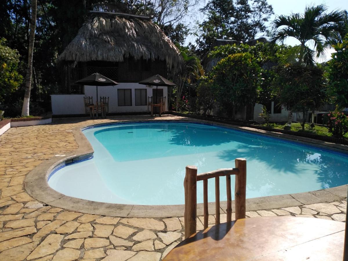 Hotel Cavanna Inn Castillo de San Felipe Екстер'єр фото